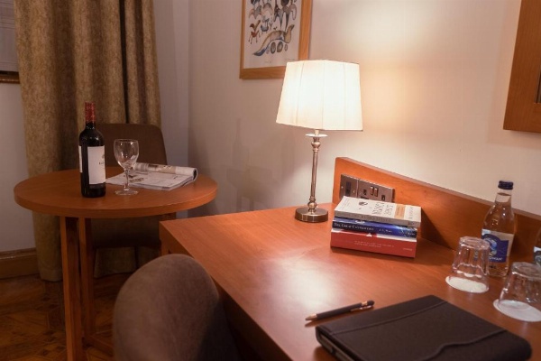 Uppercross House Hotel image 43