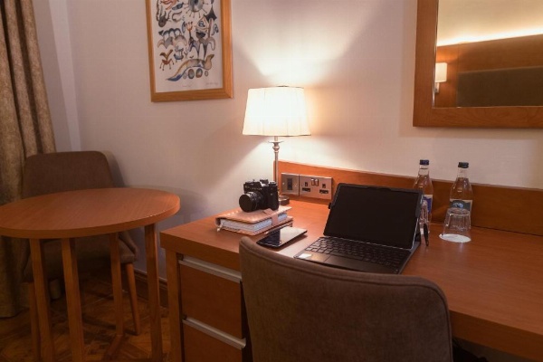 Uppercross House Hotel image 49