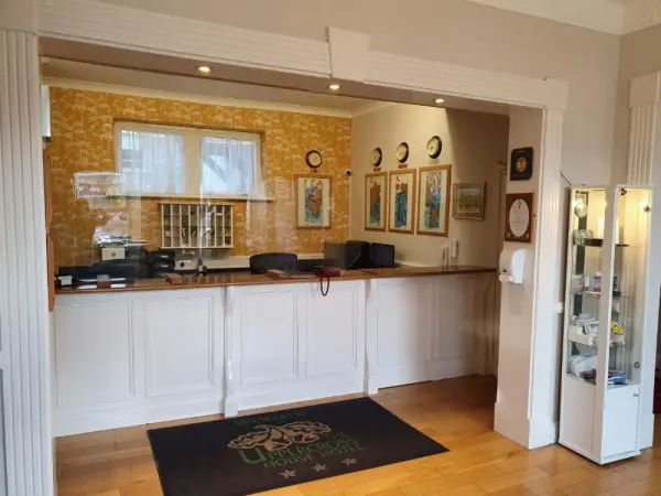 Uppercross House Hotel Main image